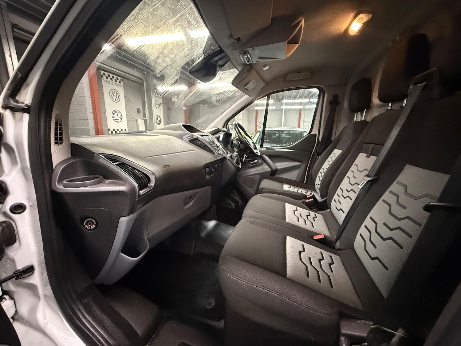 Used Ford Transit Custom 2017 for sale - 76742843: Photo 11