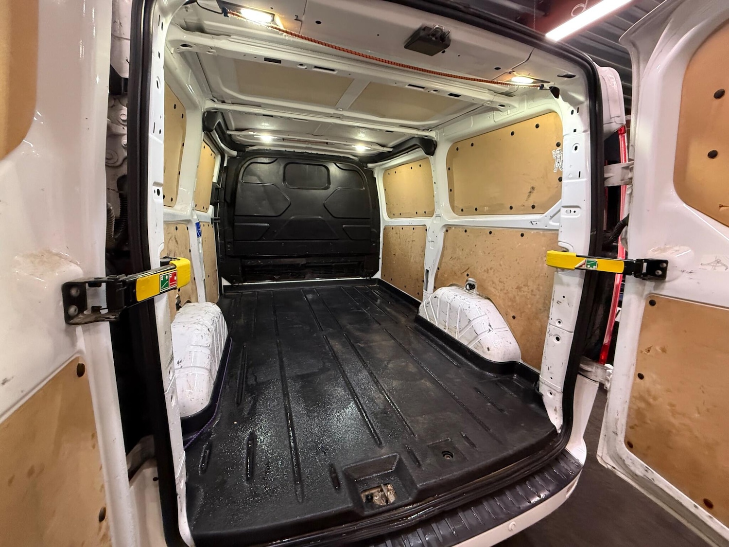 Used Ford Transit Custom 2017 for sale - 76742843: Photo 9