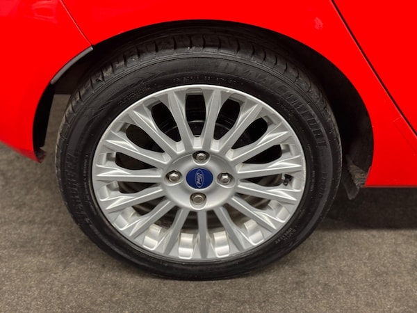 Used Ford Fiesta 2013 for sale - 76307673: Photo 7