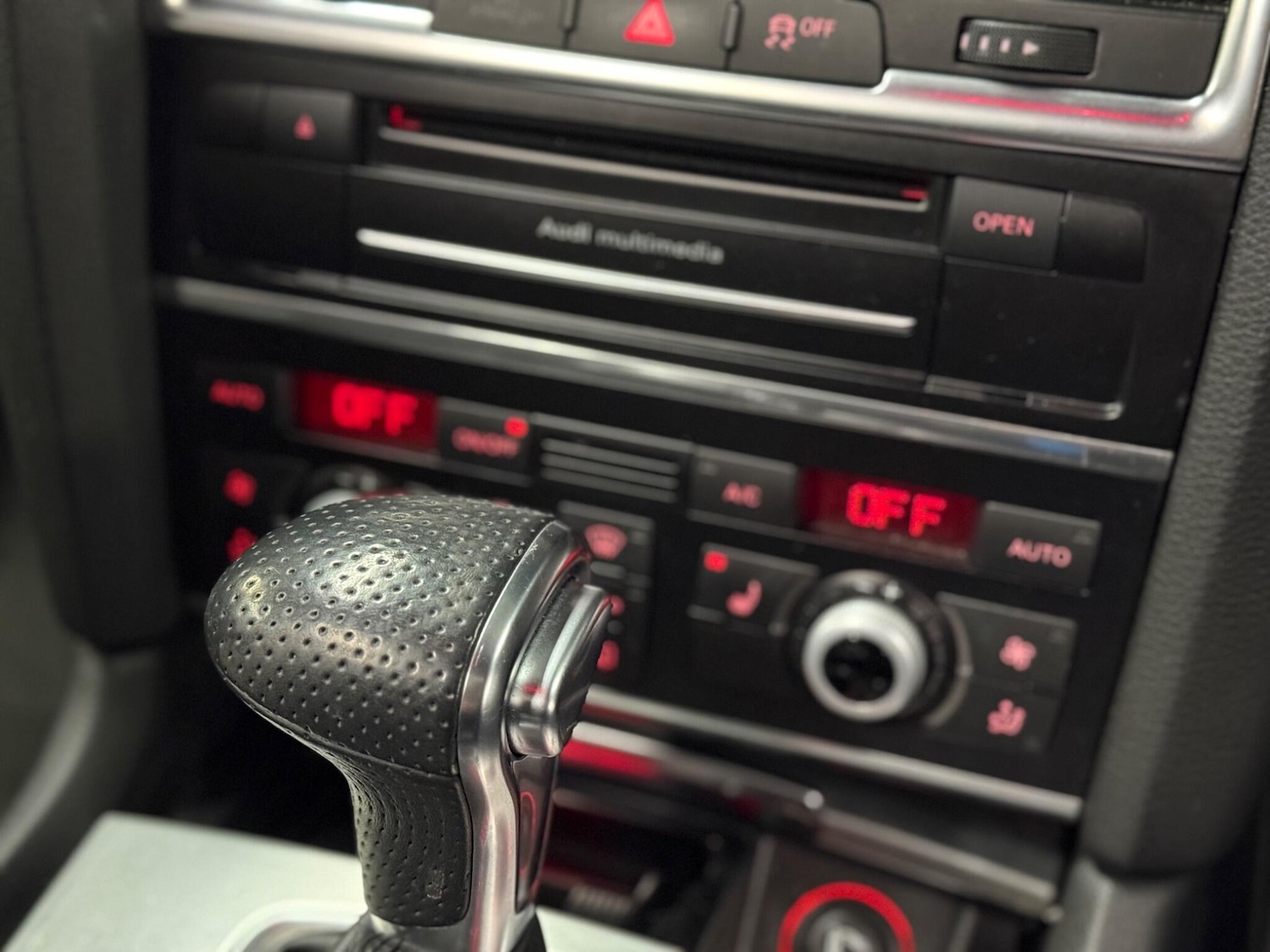 Used Audi Q7 2014 for sale - 77598161: Photo 17