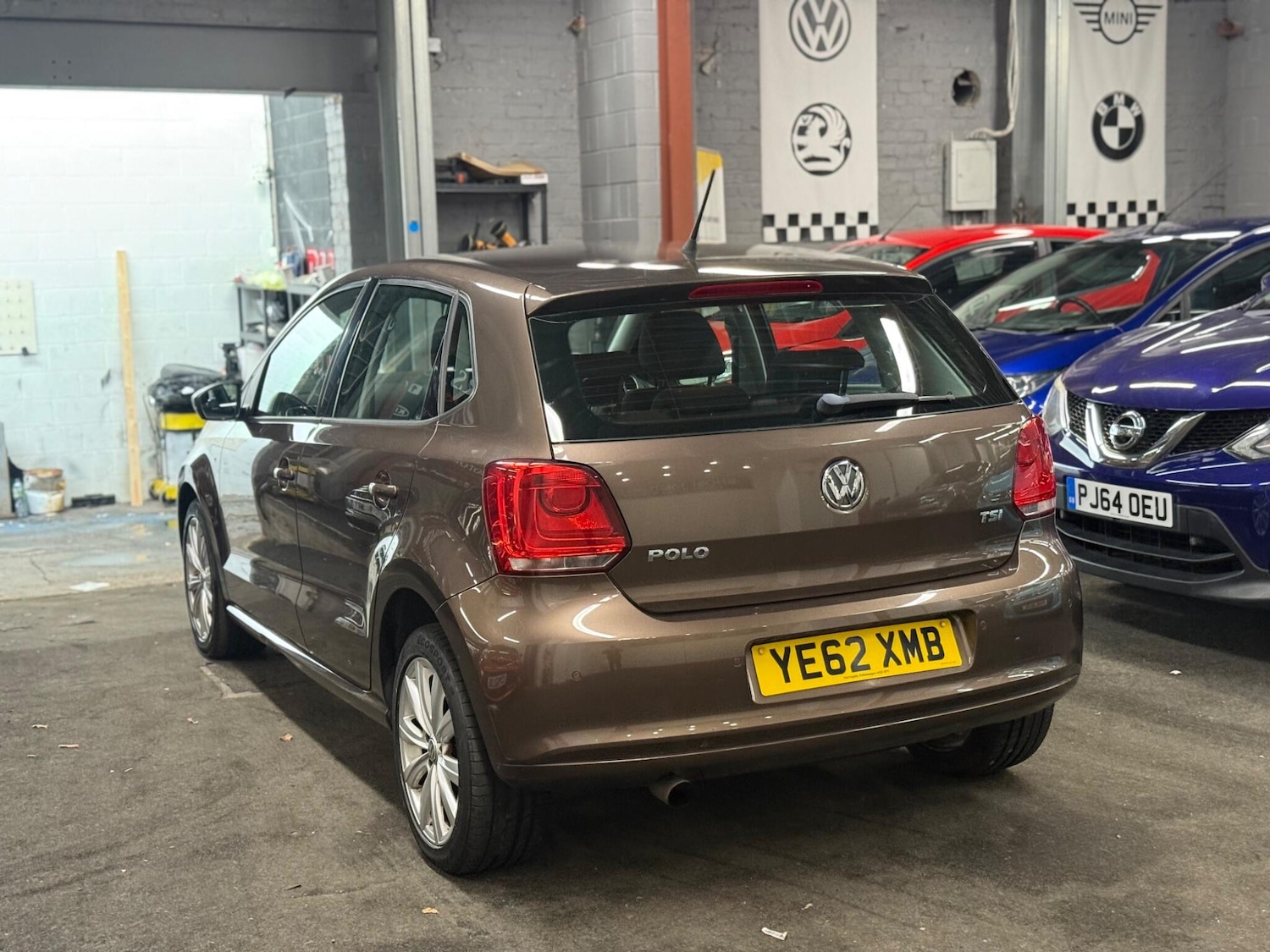 Used Volkswagen Polo 2012 for sale - 77939734: Photo 6