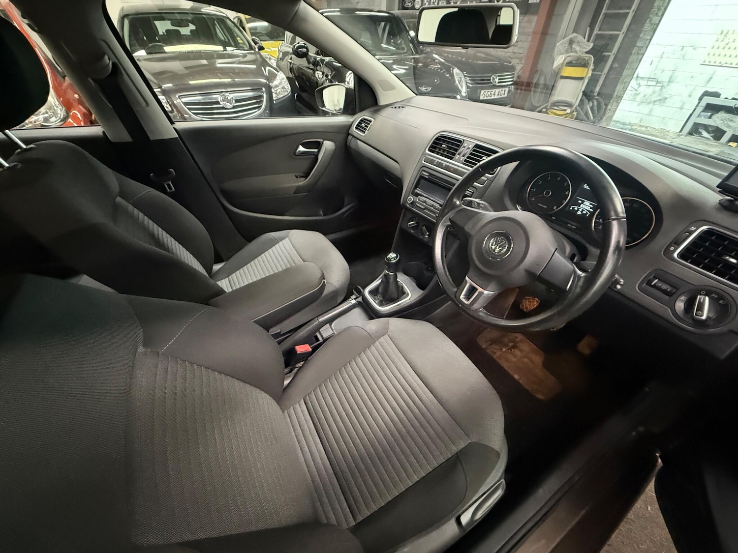 Used Volkswagen Polo 2012 for sale - 77939734: Photo 8