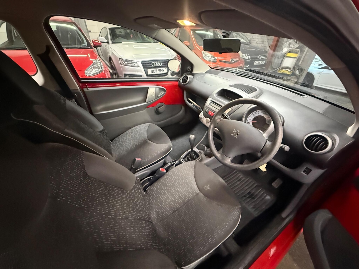 Used Peugeot 107 for sale - 77754130: Photo 8