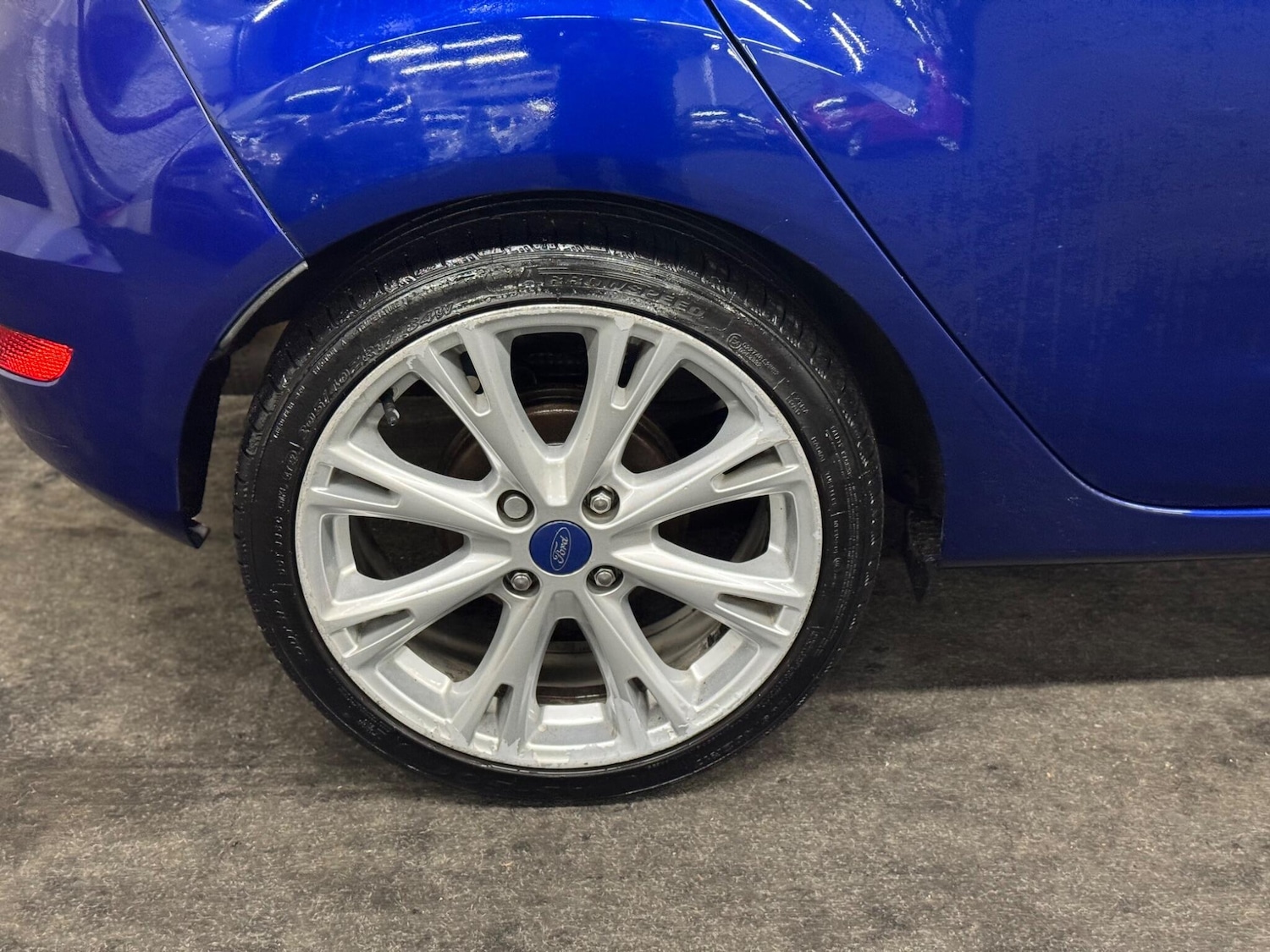 Used Ford Fiesta 2017 for sale - 76348944: Photo 5