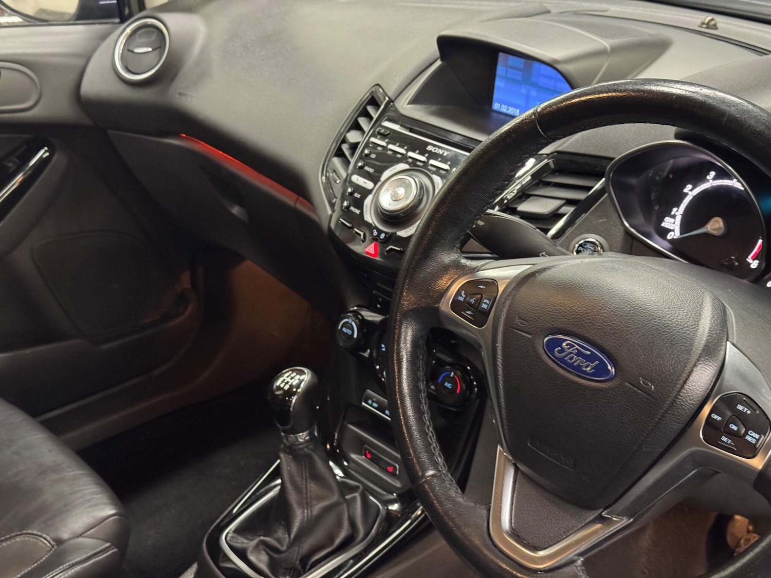 Used Ford Fiesta 2017 for sale - 76348944: Photo 9