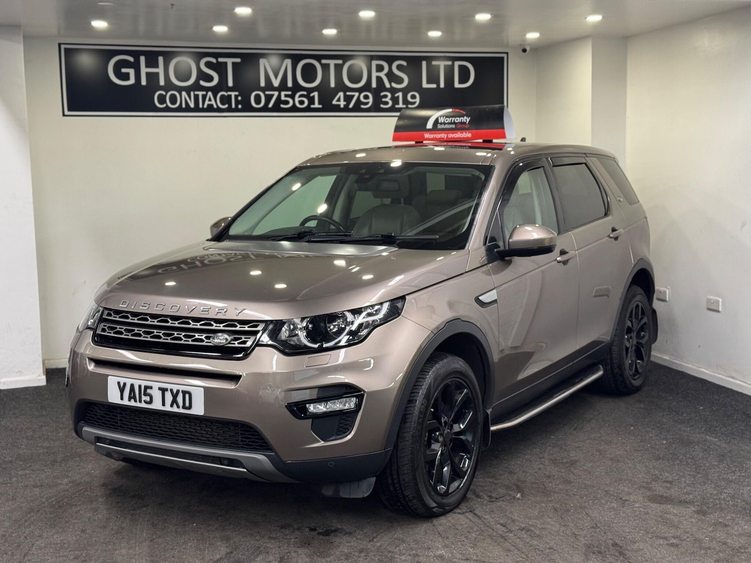 Used Land Rover Discovery Sport 2015 for sale - 76348757: Photo 2