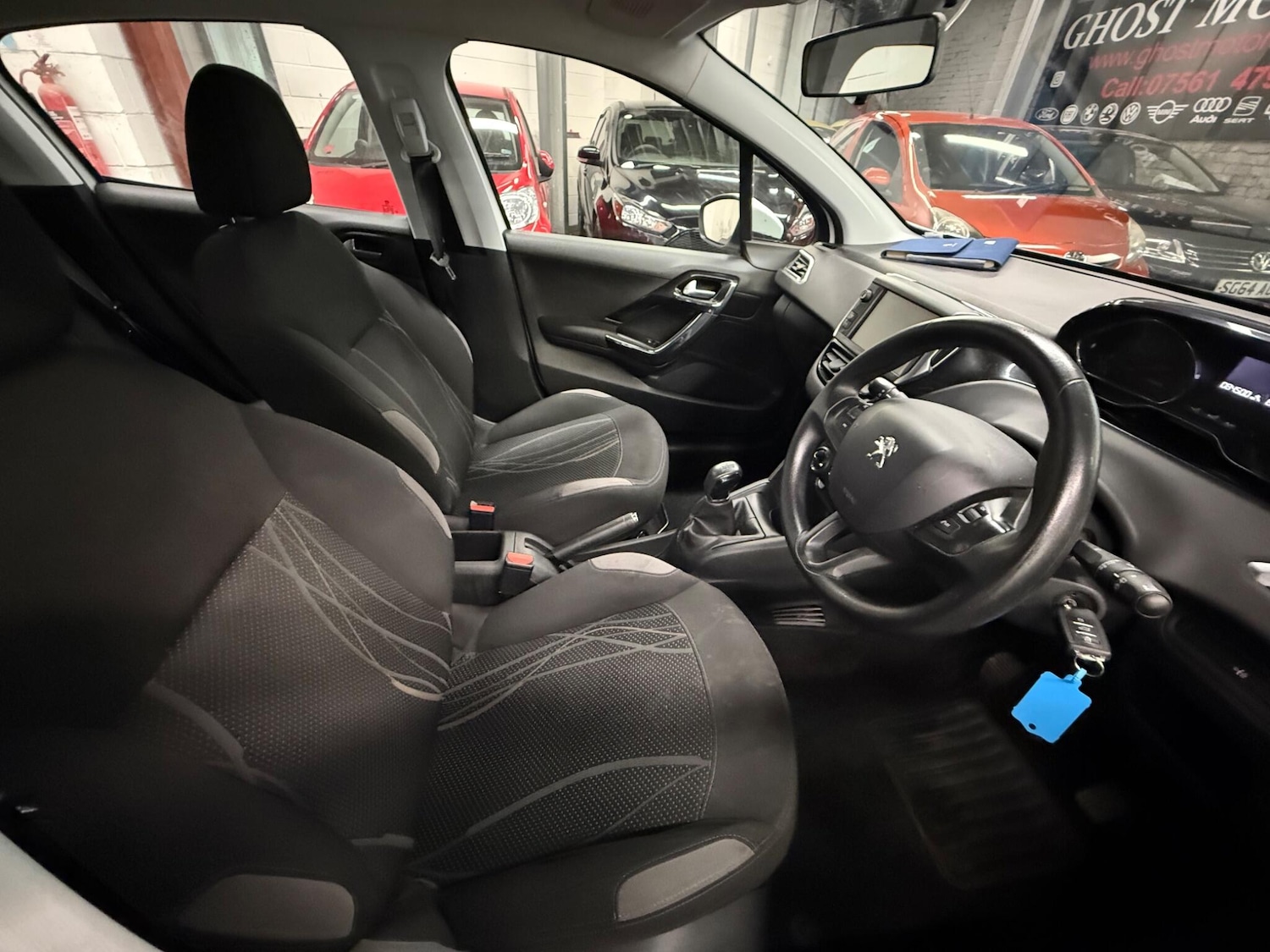 Used Peugeot 208 2013 for sale - 77670472: Photo 8