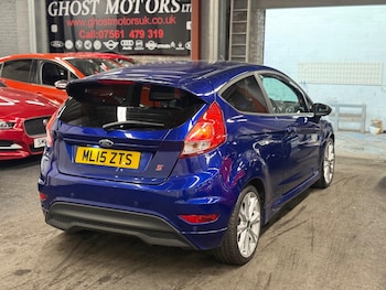 Used Ford Fiesta 2015 for sale - 79132307: Photo