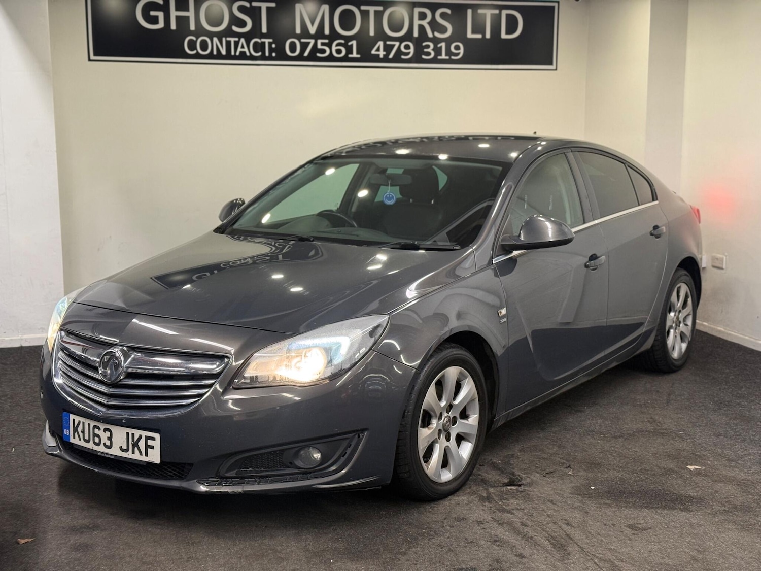 Used Vauxhall Insignia 2013 for sale - 76742814: Photo 2
