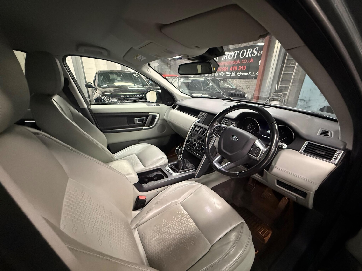 Used Land Rover Discovery Sport for sale - 76824004: Photo 8