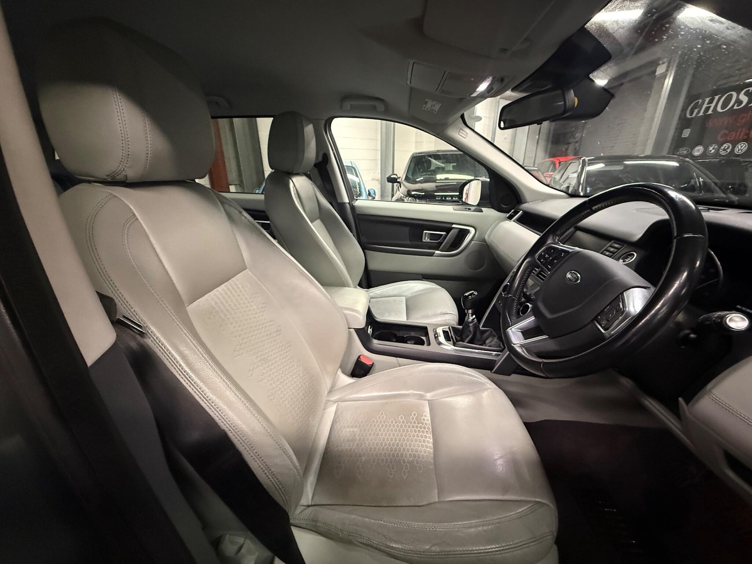 Used Land Rover Discovery Sport for sale - 76824004: Photo 9