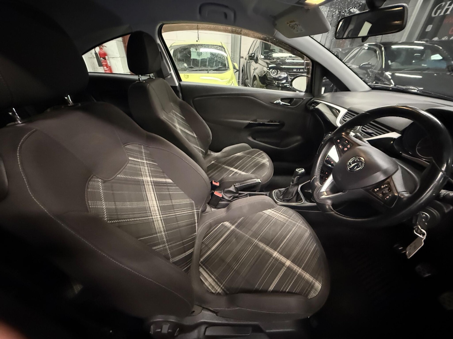 Used Vauxhall Corsa 2016 for sale - 76432240: Photo 9