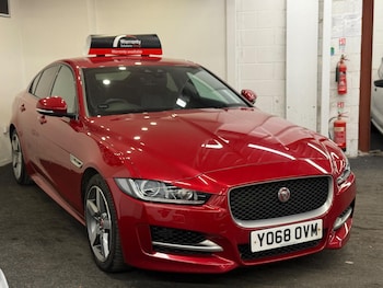 Used Jaguar XE 2019 for sale - 78292189: Photo