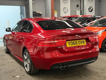 Used Jaguar XE 2019 for sale - 78292189: Photo