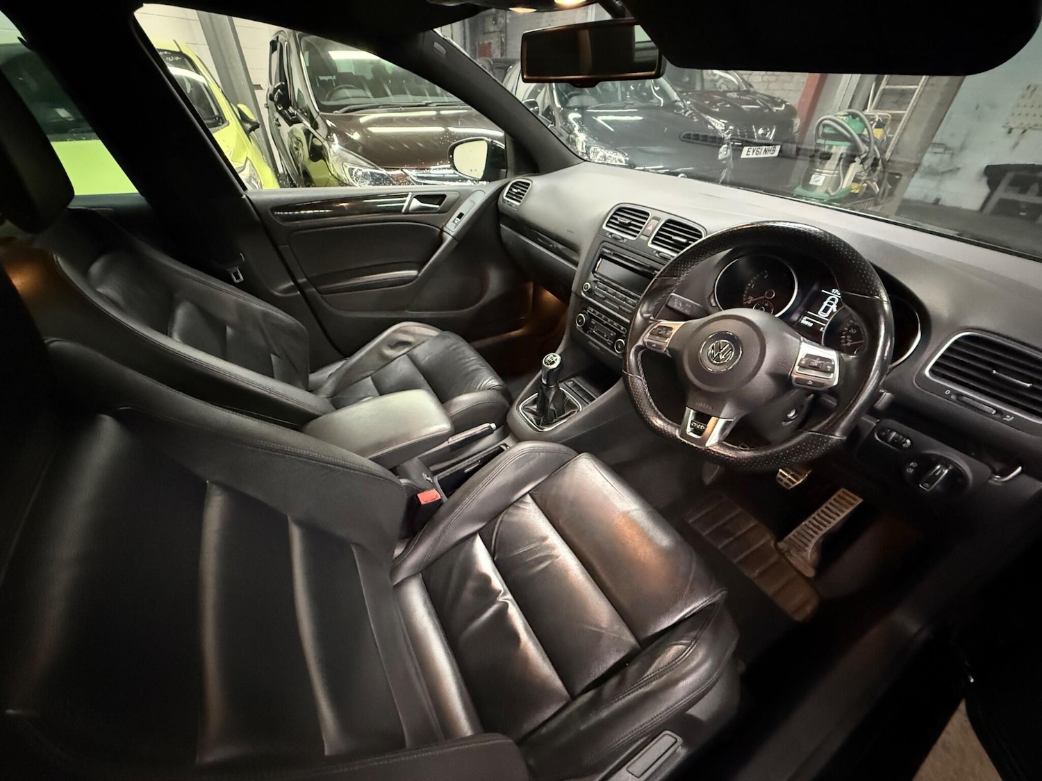 Used Volkswagen Golf 2012 for sale - 76388880: Photo 8