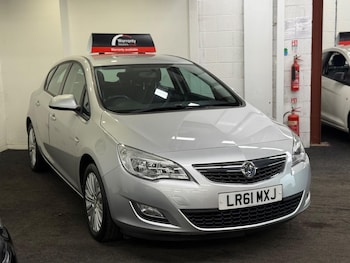 Used Vauxhall Astra 2011 for sale - 75363953: Photo