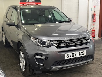 Used Land Rover Discovery Sport 2017 for sale - 78648009: Photo