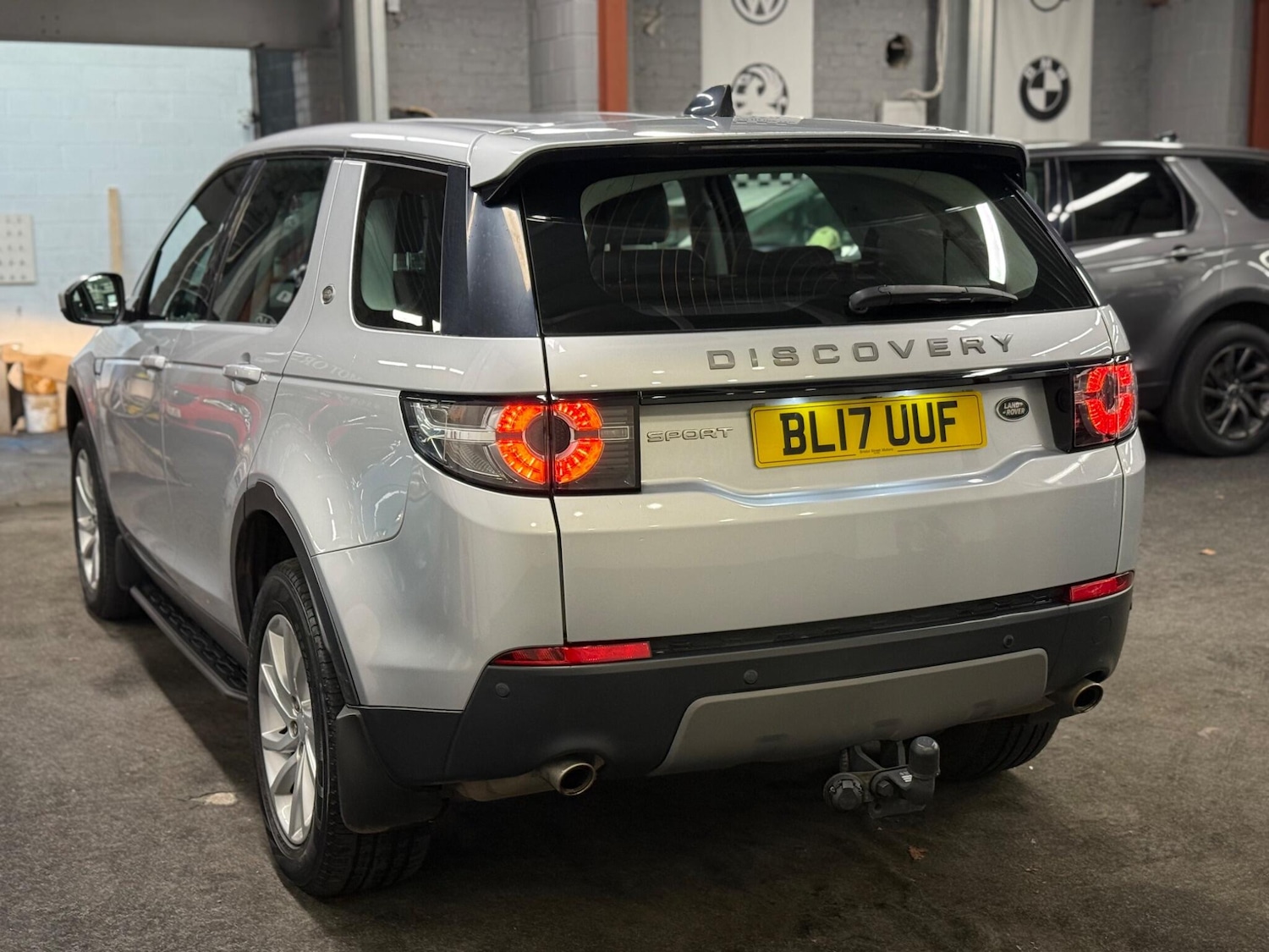 Used Land Rover Discovery Sport 2017 for sale - 76942508: Photo 5