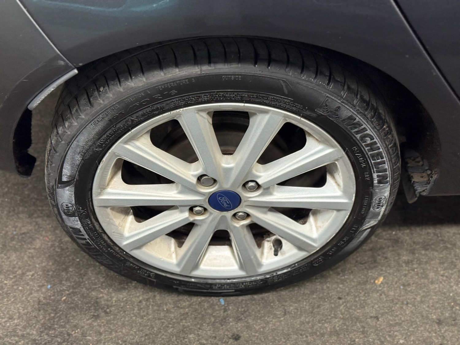 Used Ford Fiesta 2017 for sale - 77977903: Photo 7