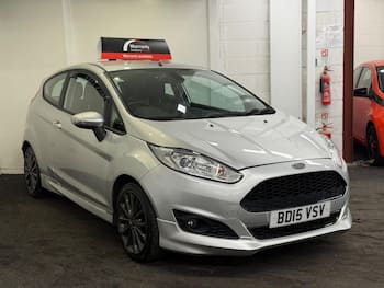 Used Ford Fiesta 2015 for sale - 79698376: Photo