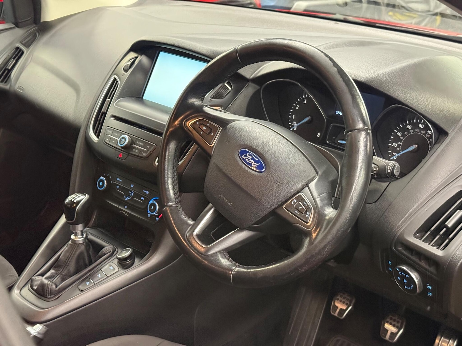 Used Ford Focus 2015 for sale - 76646259: Photo 10