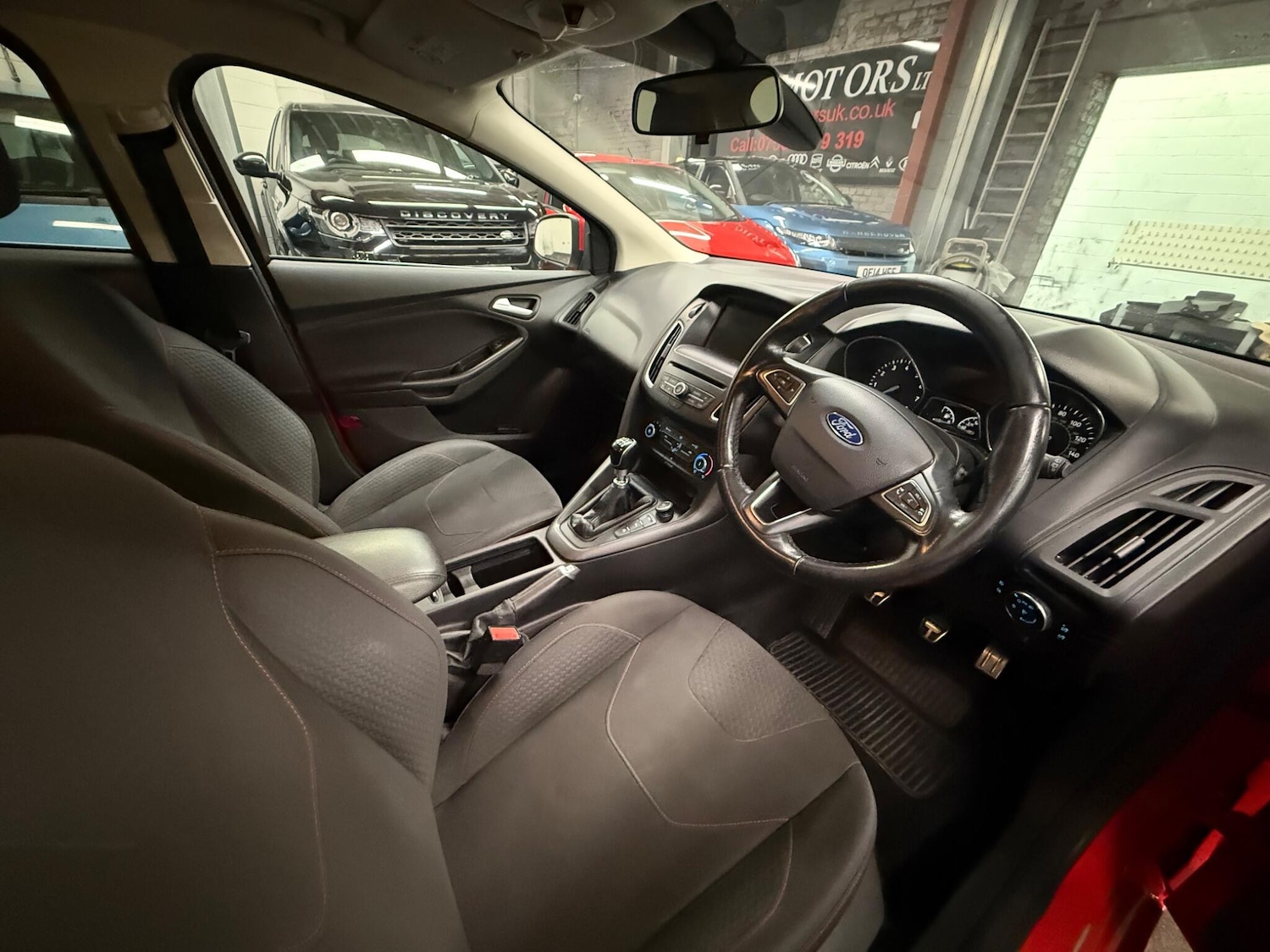 Used Ford Focus 2015 for sale - 76646259: Photo 8