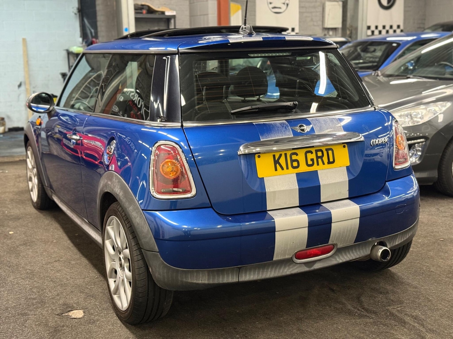 Used MINI Hatch 2009 for sale - 77320453: Photo 6