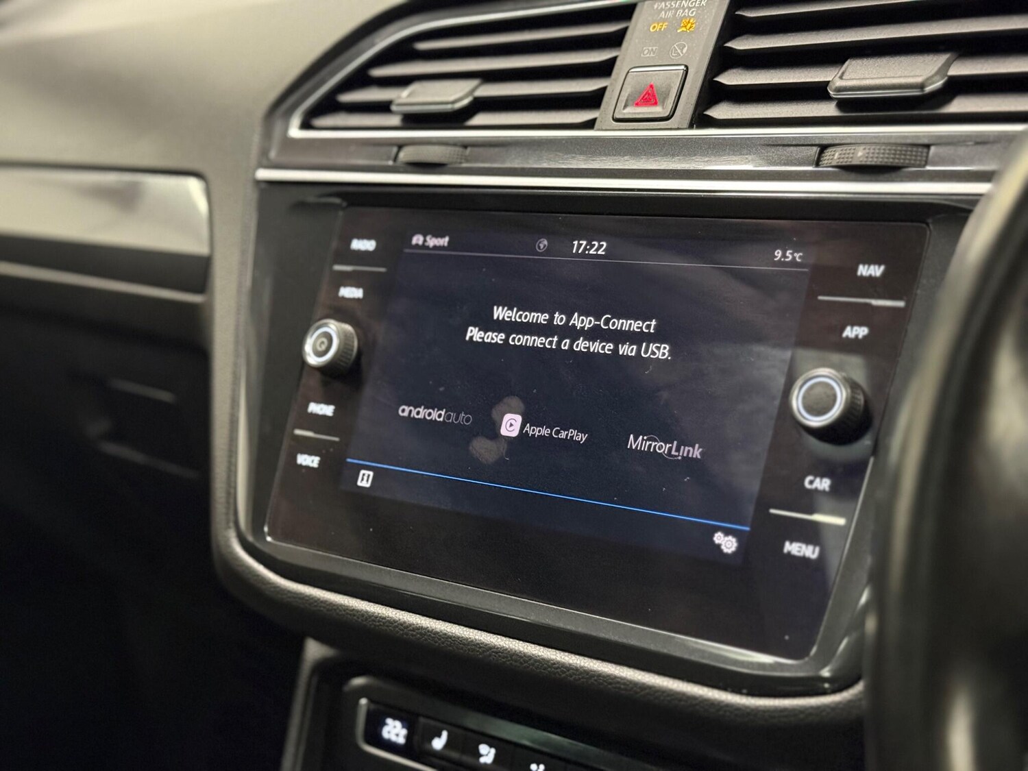 Used Volkswagen Tiguan for sale - 77722531: Photo 15