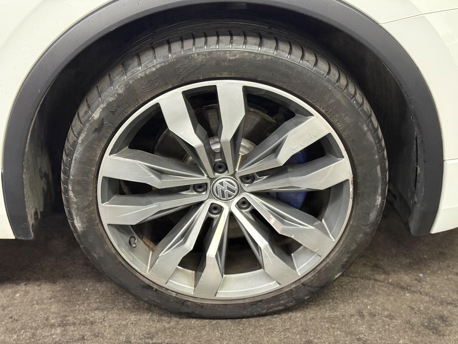 Used Volkswagen Tiguan for sale - 77722531: Photo 8