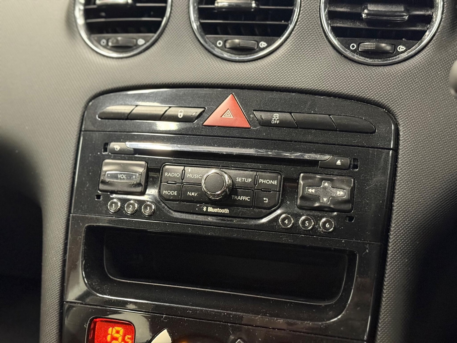 Used Peugeot 308 for sale - 77683809: Photo 13