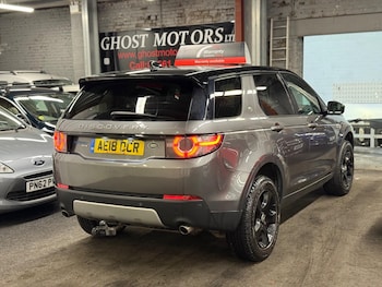 Used Land Rover Discovery Sport 2018 for sale - 76122096: Photo 4
