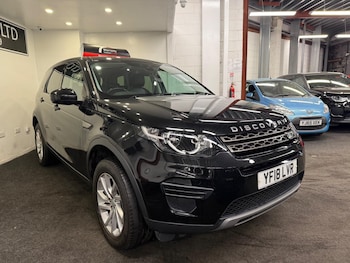 Used Land Rover Discovery Sport 2018 for sale - 76742506: Photo