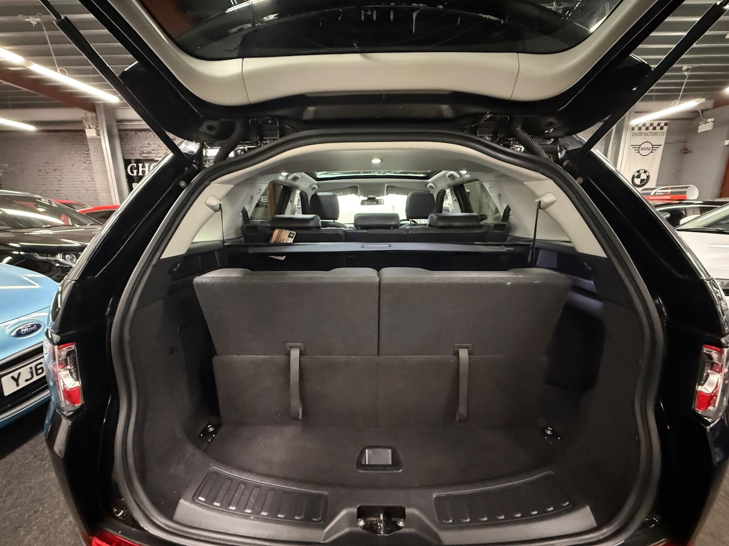 Used Land Rover Discovery Sport for sale - 76742506: Photo 7