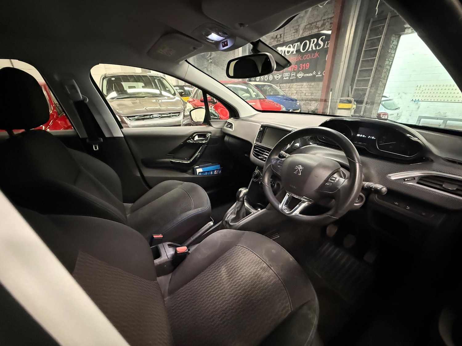 Used Peugeot 208 2019 for sale - 78204000: Photo 8