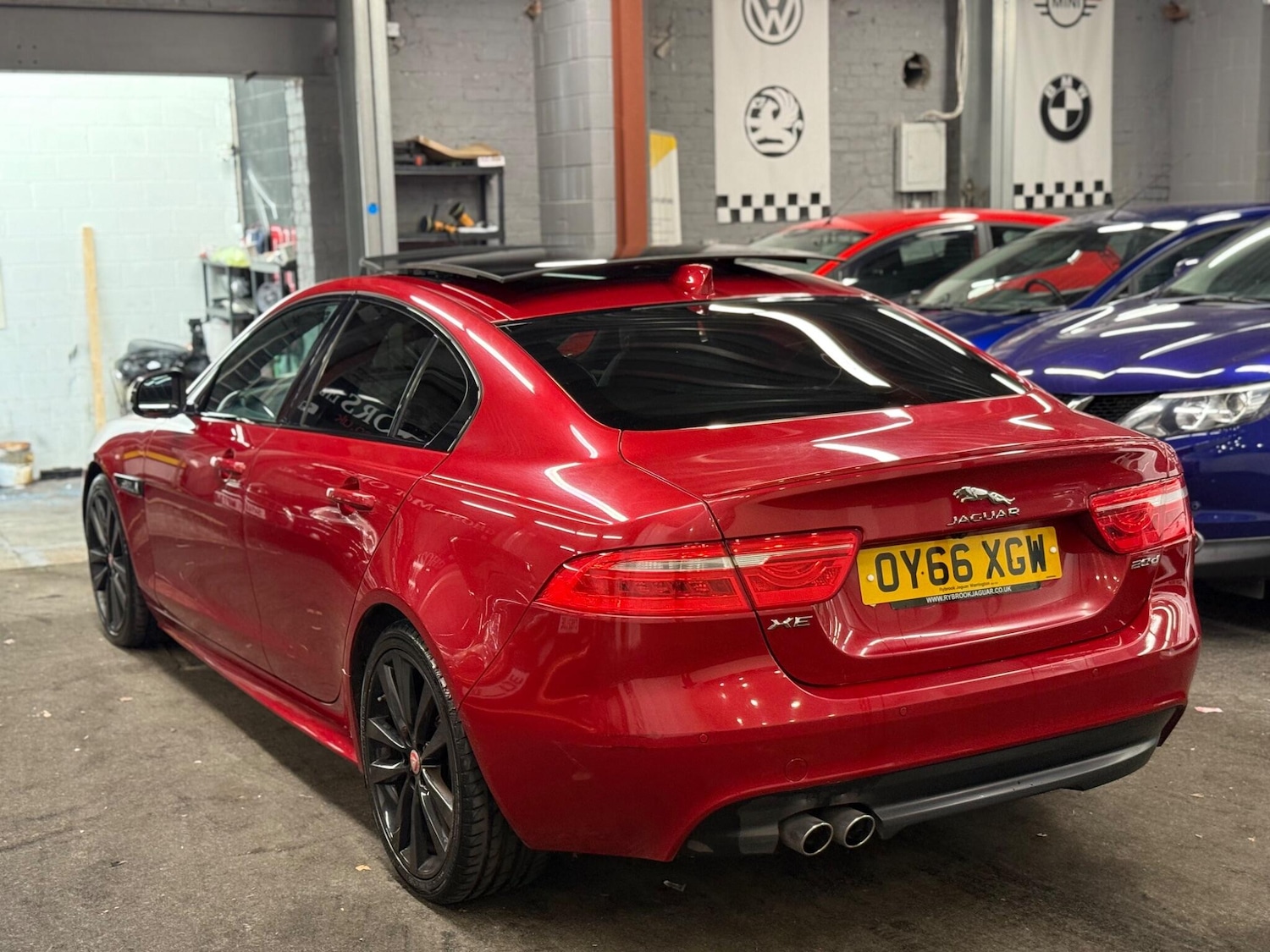 Used Jaguar XE 2016 for sale - 77994195: Photo 6