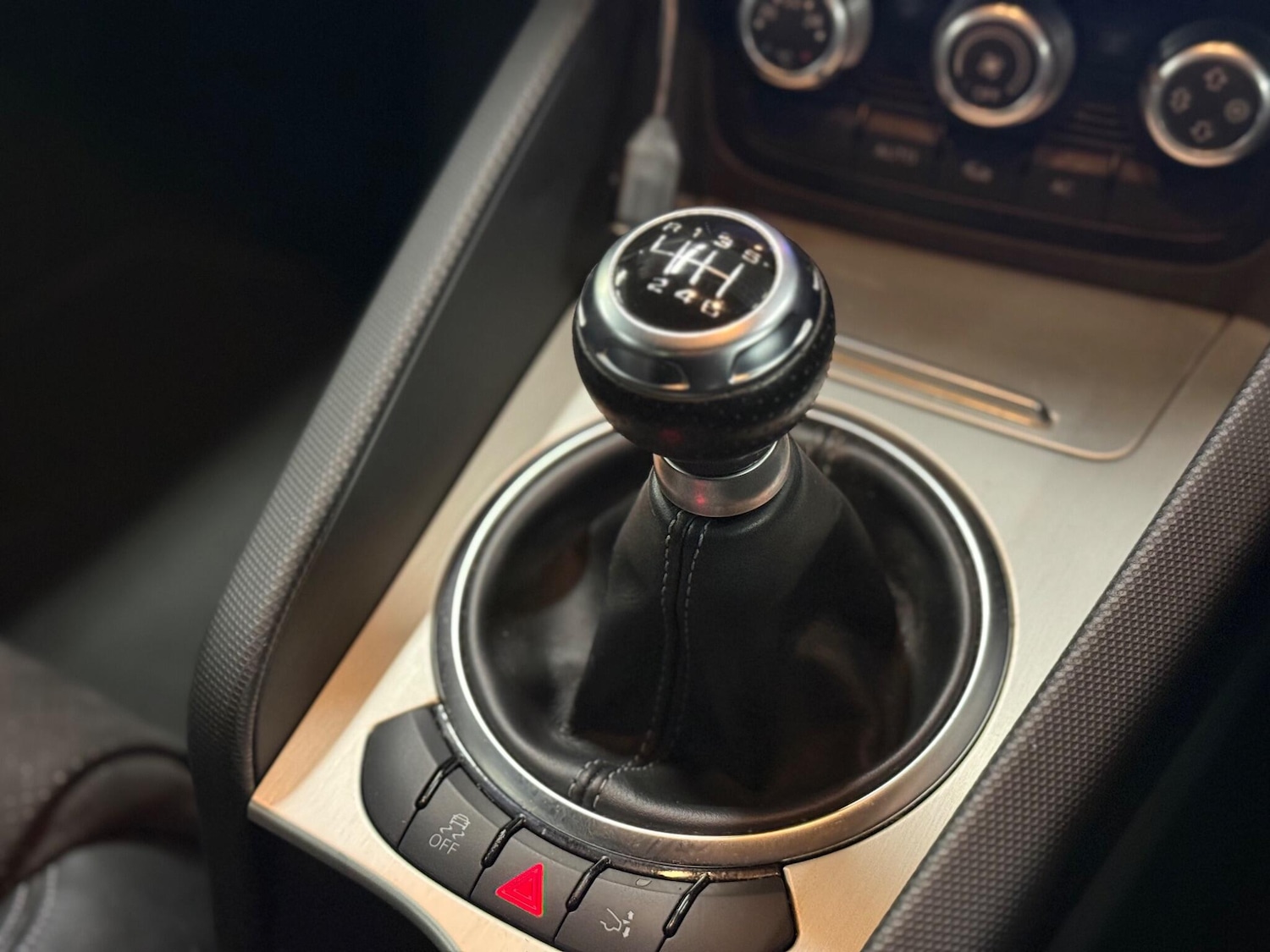 Used Audi TT 2011 for sale - 77559813: Photo 13