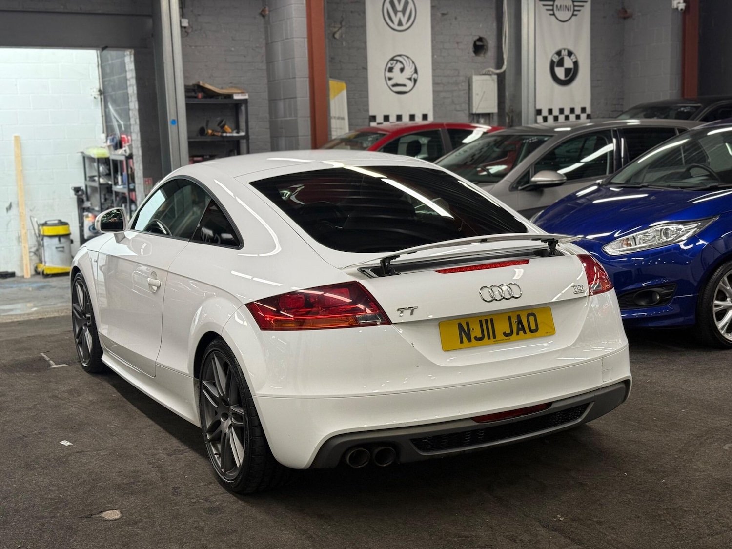 Used Audi TT 2011 for sale - 77559813: Photo 6