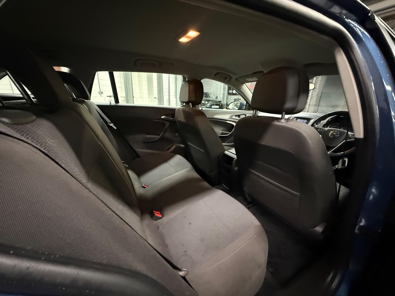 Used Vauxhall Insignia 2015 for sale - 77203850: Photo 9