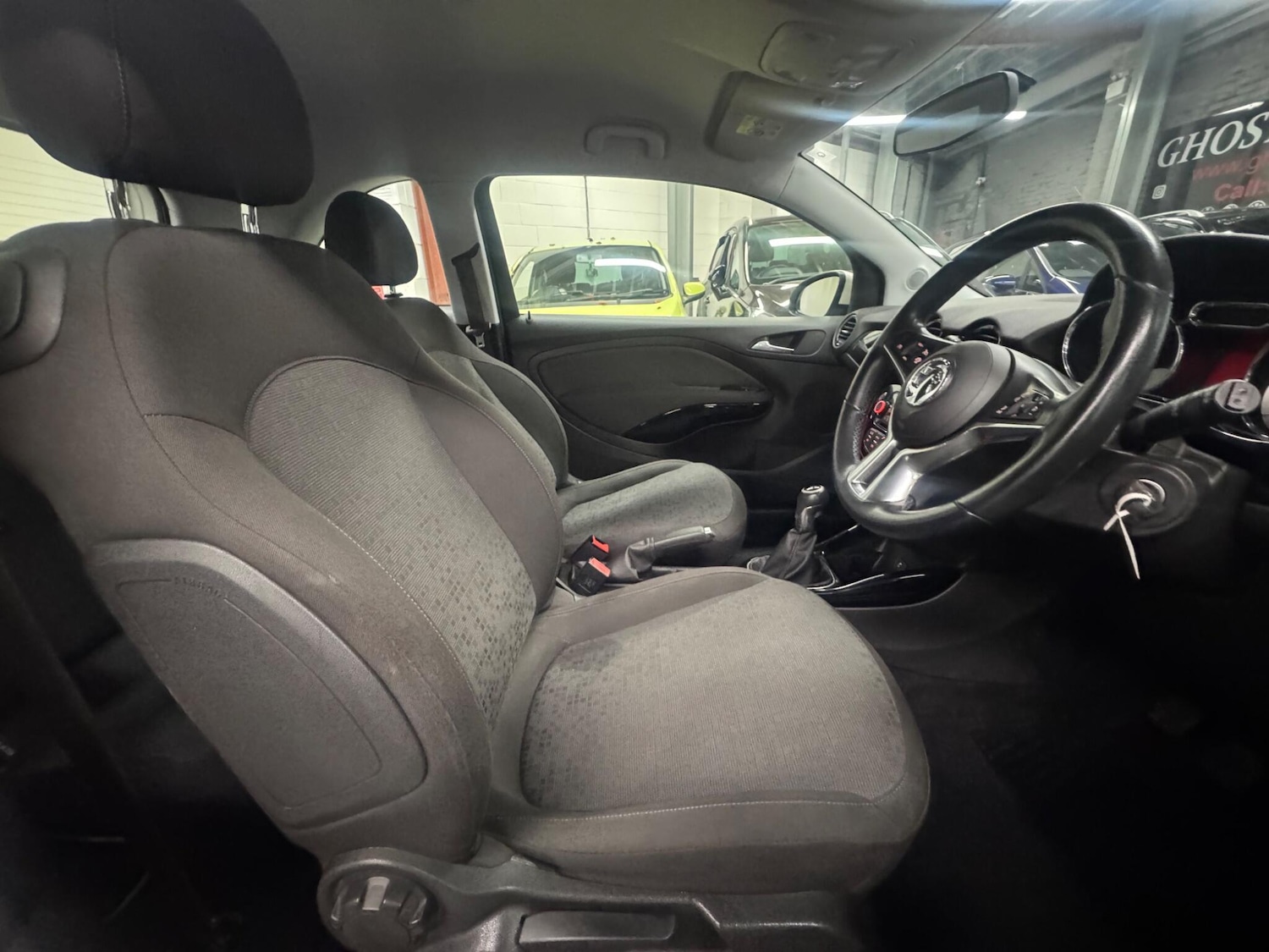 Used Vauxhall ADAM 2016 for sale - 76361361: Photo 8