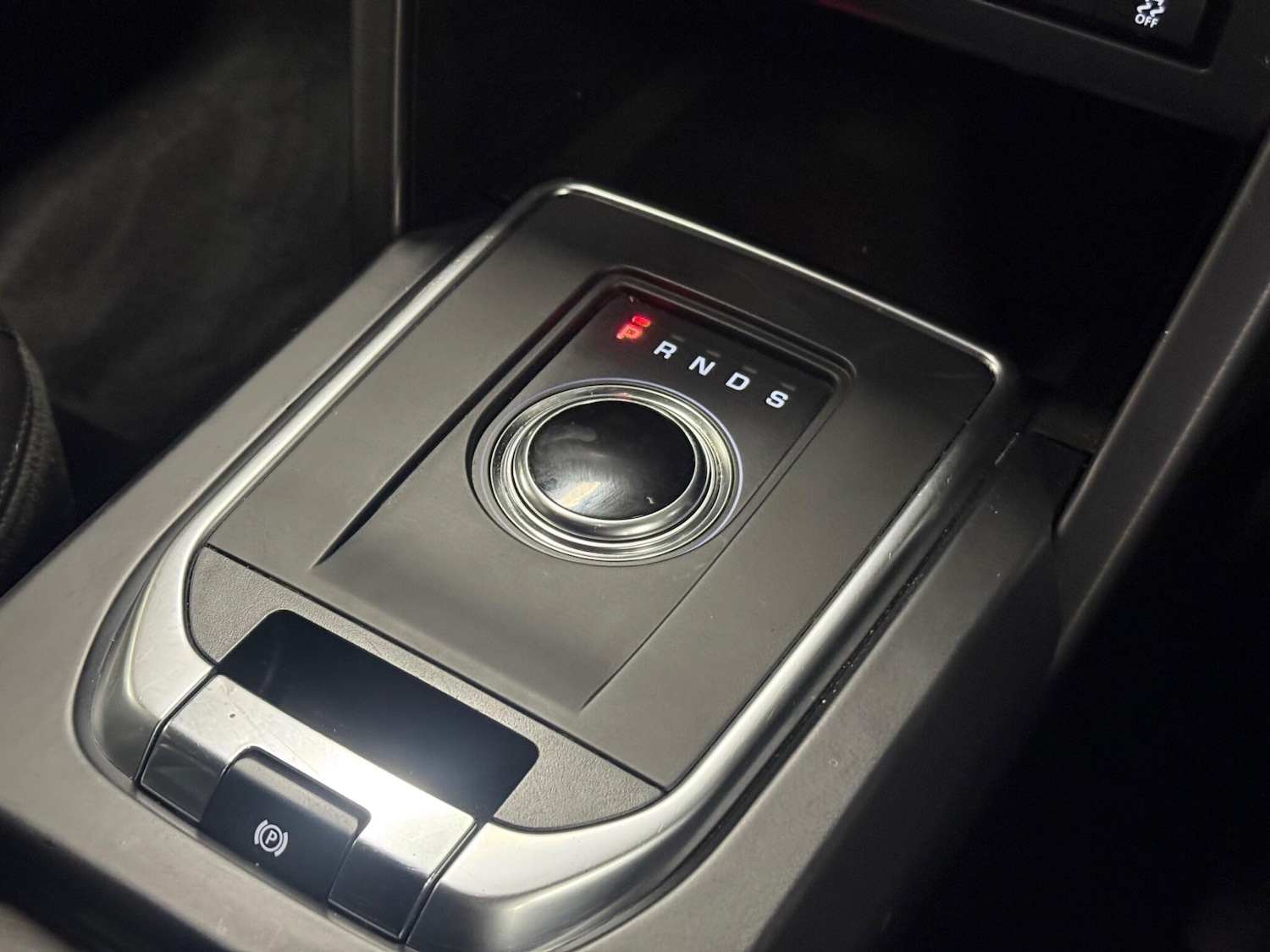 Used Land Rover Discovery Sport 2018 for sale - 76408590: Photo 16