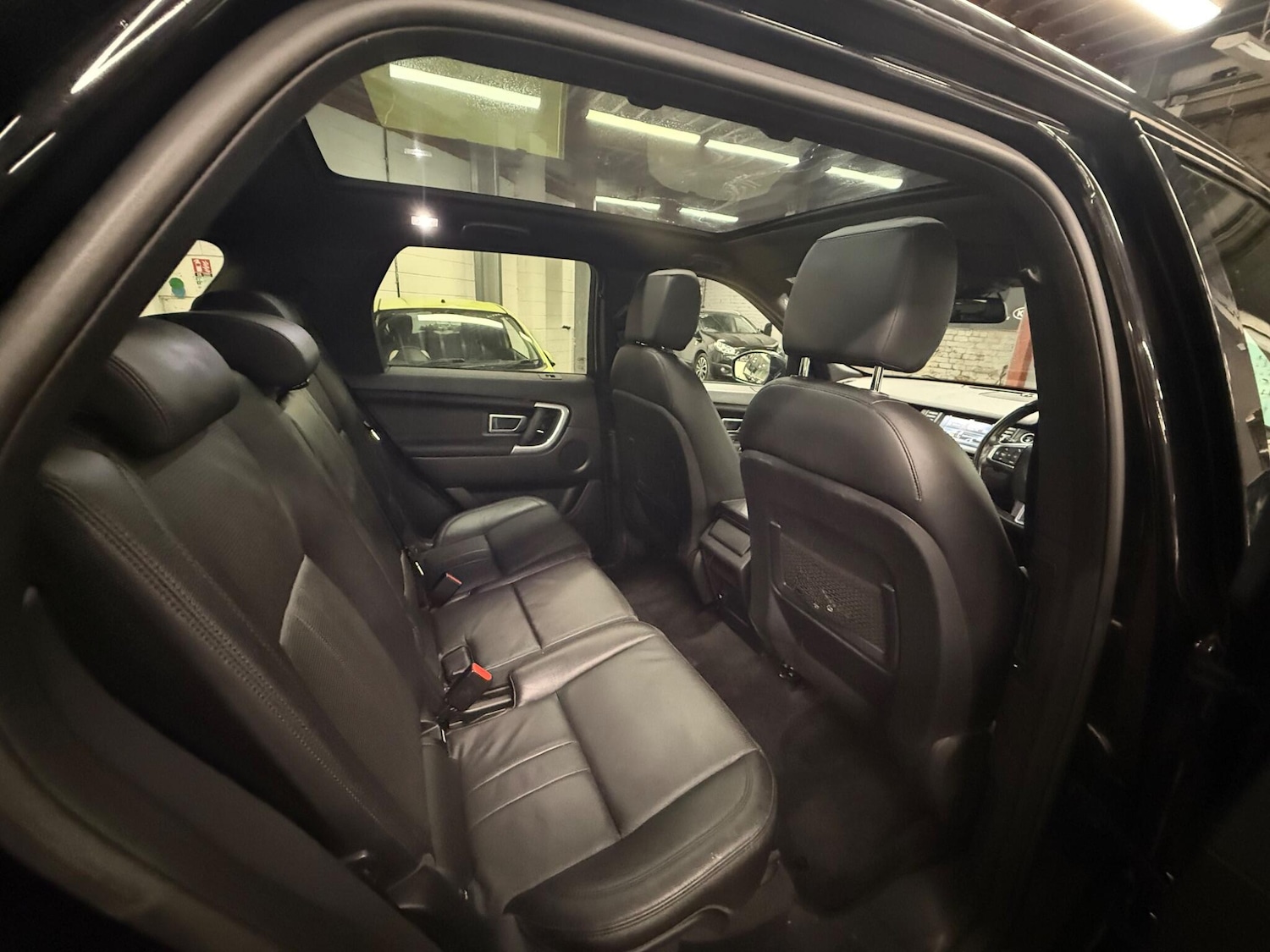 Used Land Rover Discovery Sport 2018 for sale - 76408590: Photo 9