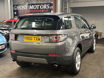 Used Land Rover Discovery Sport 2016 for sale - 76484744: Photo