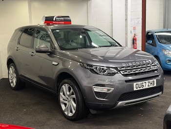 Used Land Rover Discovery Sport 2017 for sale - 76832678: Photo