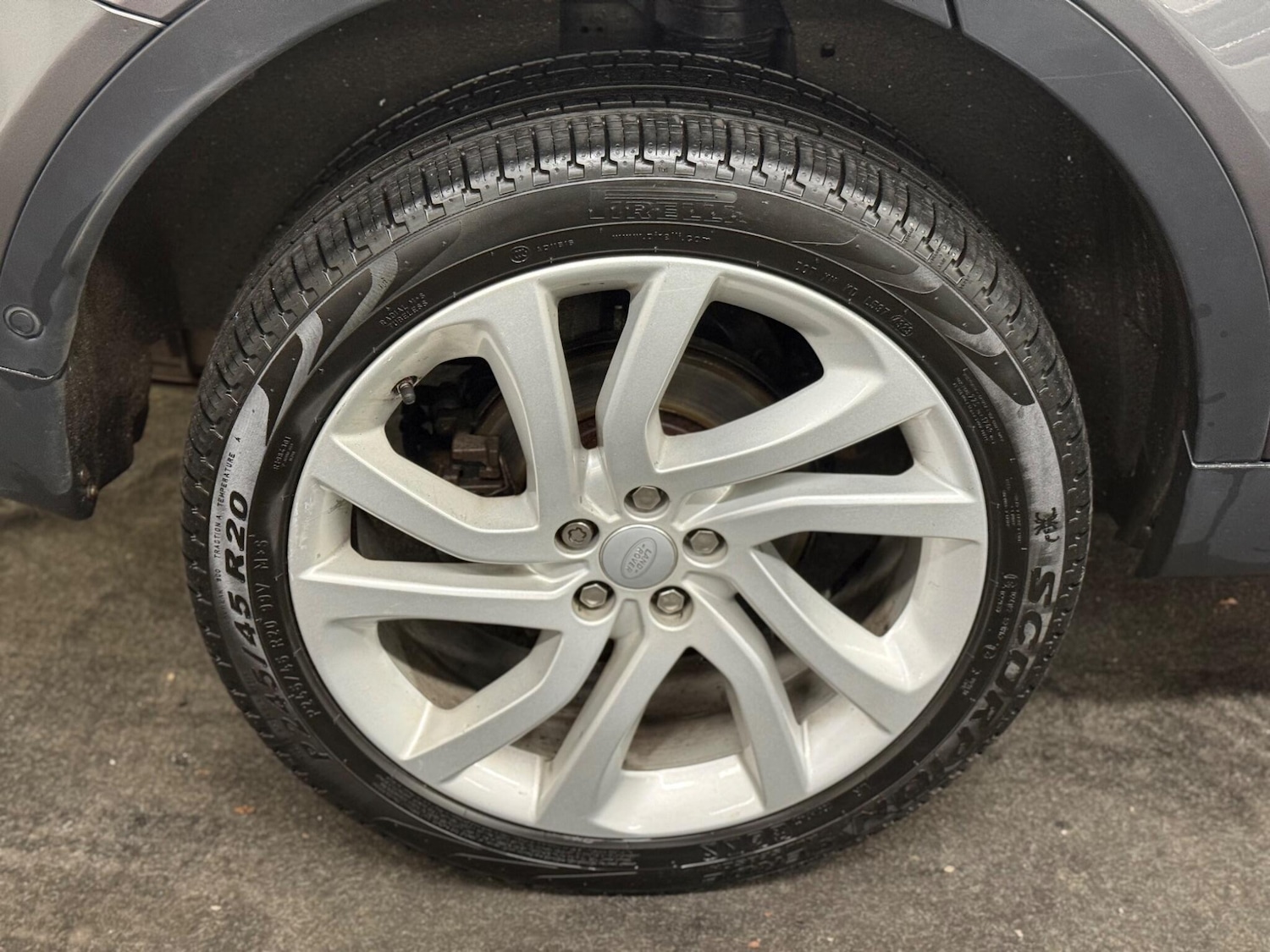 Used Land Rover Discovery Sport 2017 for sale - 76832678: Photo 8