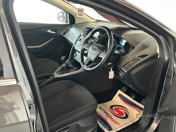 Used Ford Focus 2015 for sale - 76318553: Photo 9