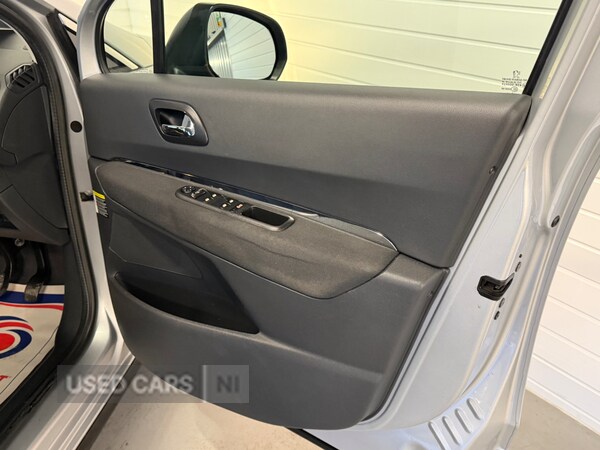 Used Peugeot 3008 2012 for sale - 77587645: Photo 7