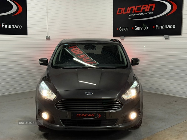 Used Ford S-Max 2017 for sale - 77441618: Photo 2