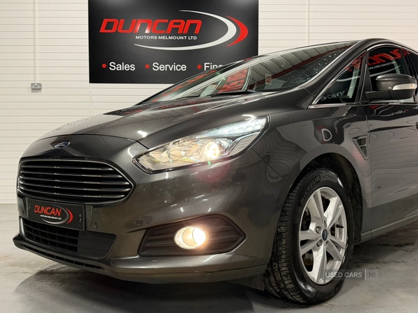 Used Ford S-Max 2017 for sale - 77441618: Photo 4