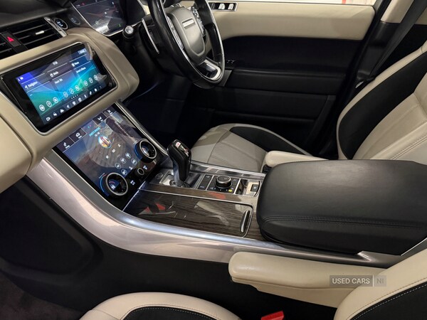 Used Land Rover Range Rover Sport 2018 for sale - 77825628: Photo 15