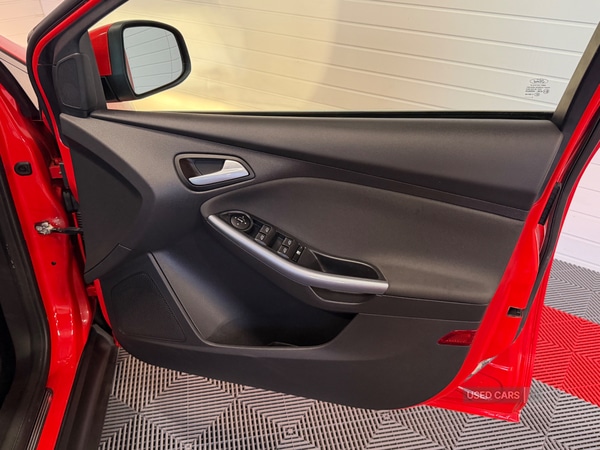 Used Ford Focus 2013 for sale - 78059209: Photo 8